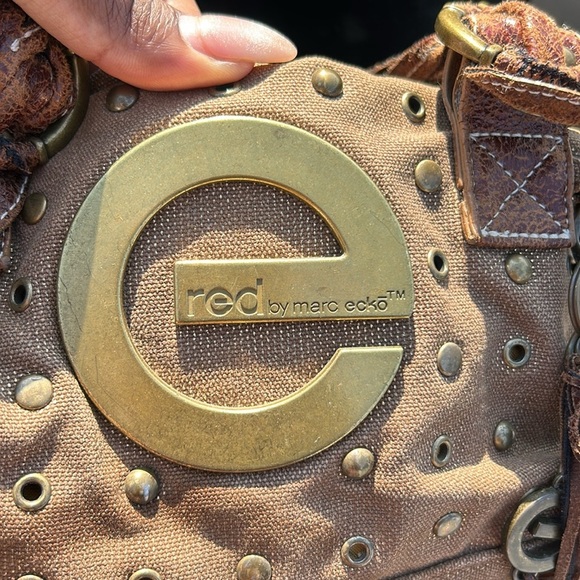 RED Marc Ecko Hand Bag - Picture 4 of 6